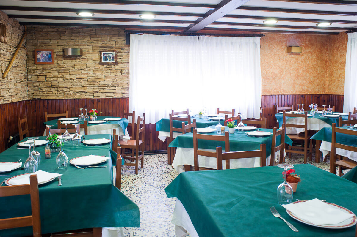 Otra vista del comedor principal